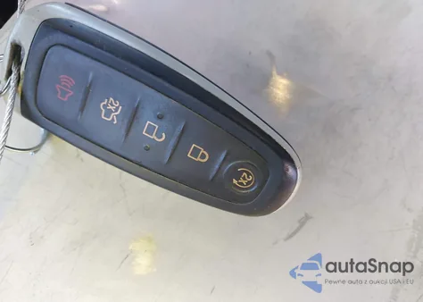 2014 Ford Escape Titanium z USA, uszkodzony, nr VIN 1FMCU0JX9EUB65991